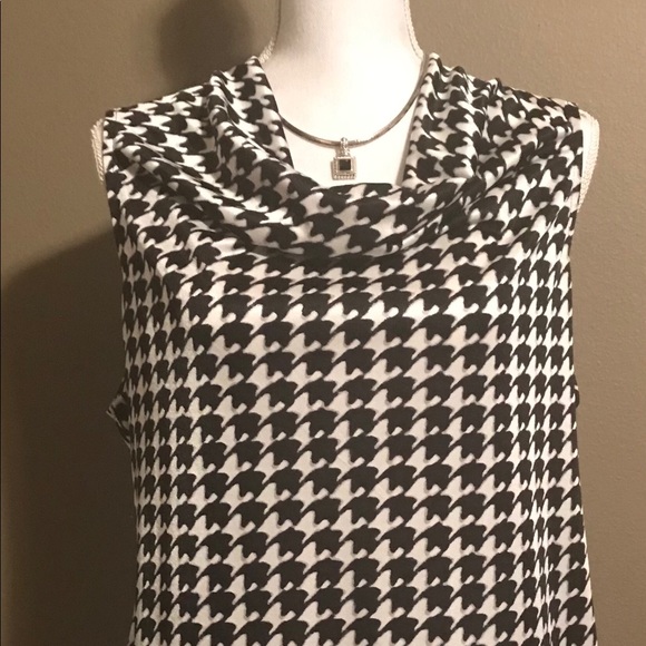 Alfani Sleeveless Blouse - Picture 2 of 5